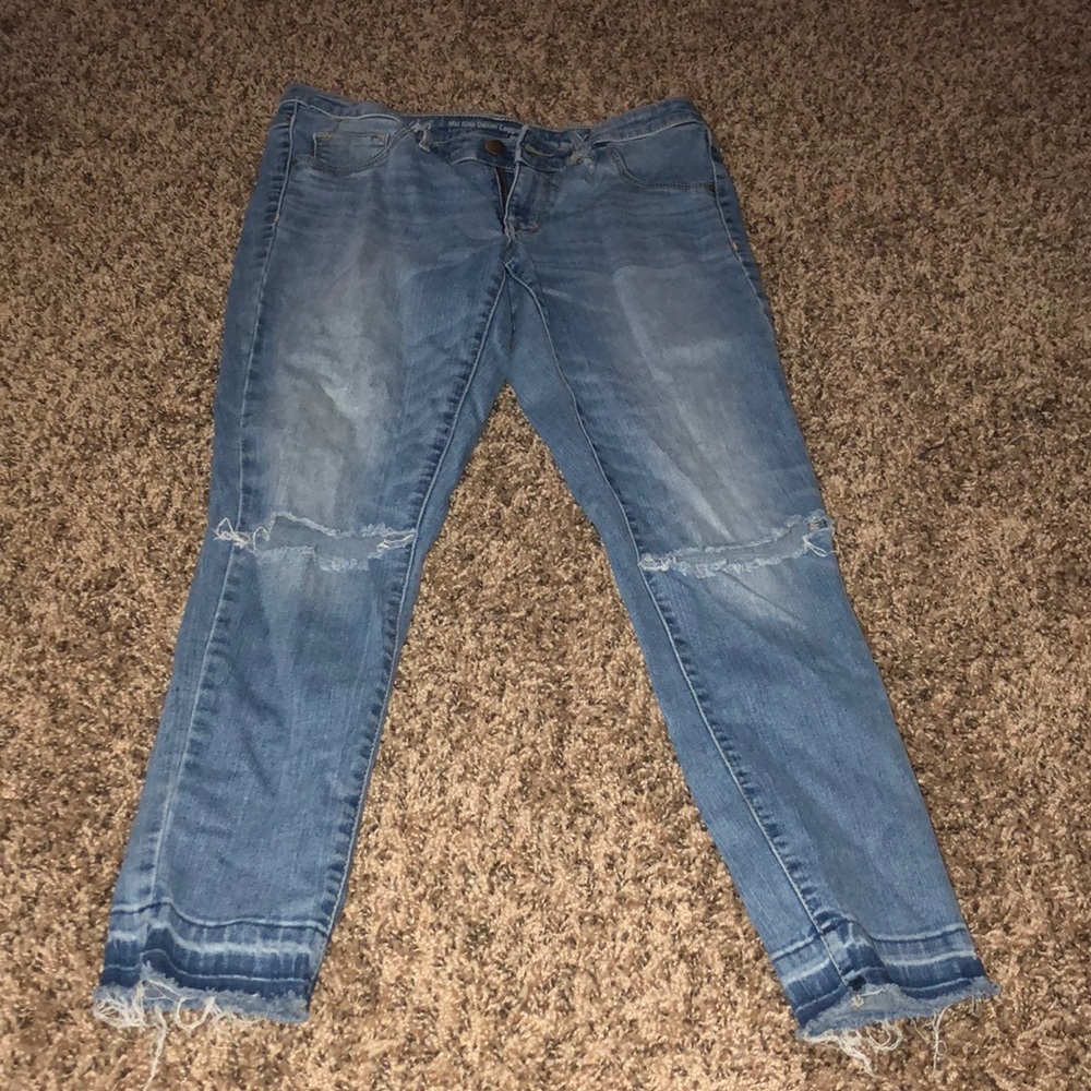stretchy ripped jeans